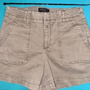 NWOT Banana Republic Tan Classic Chino Shorts size 6